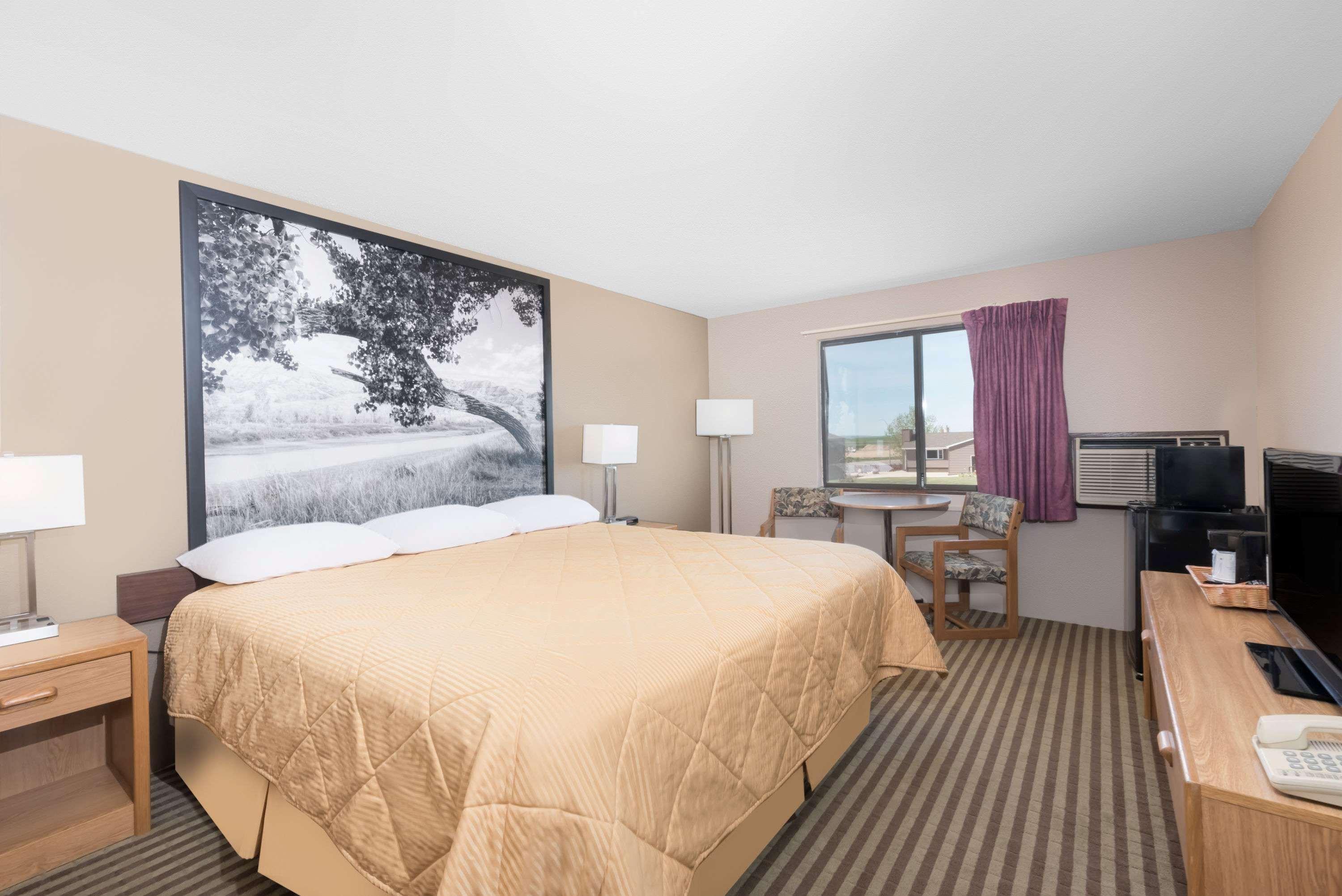 Super 8 By Wyndham Bowman Hotel Buitenkant foto